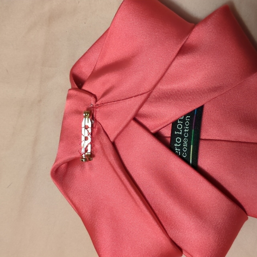 Pink and Green AKA Tie Brooch Necklace - Picture 6 of 7